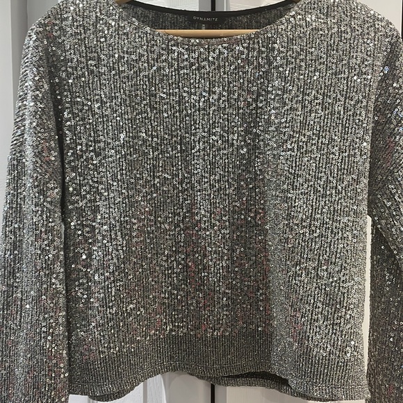 Sparkly Sequin Silver Top - Picture 2 of 5